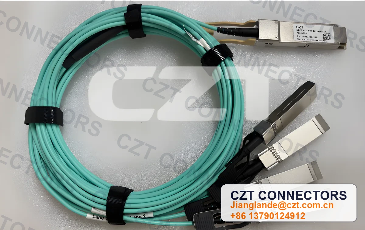 40G to 4X10G Optical Transceiver Module