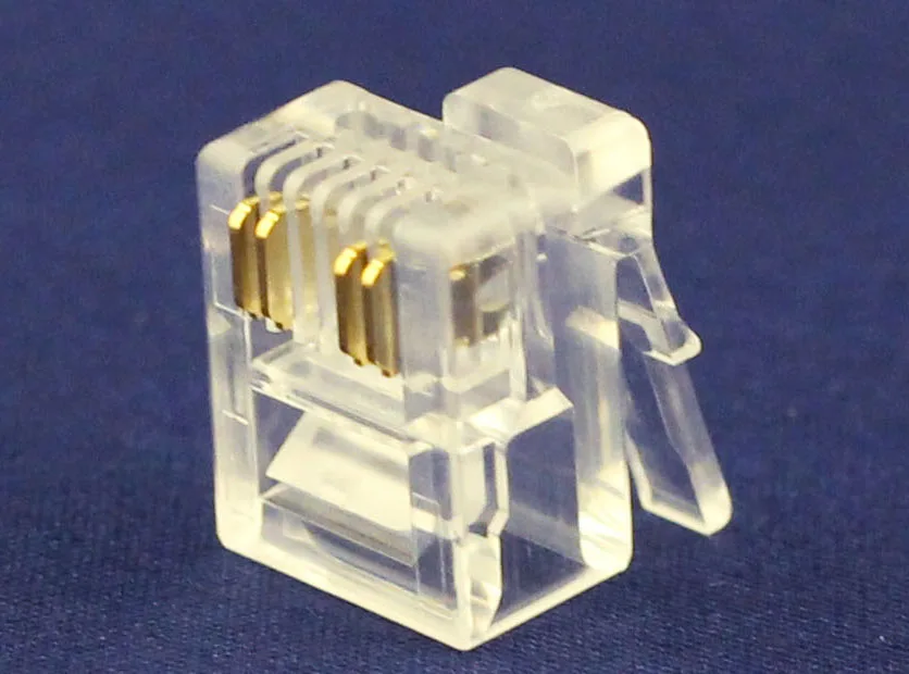 RJ45 connector with gold-plated contacts suitable for PoE applications